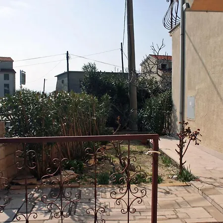4852b Duće